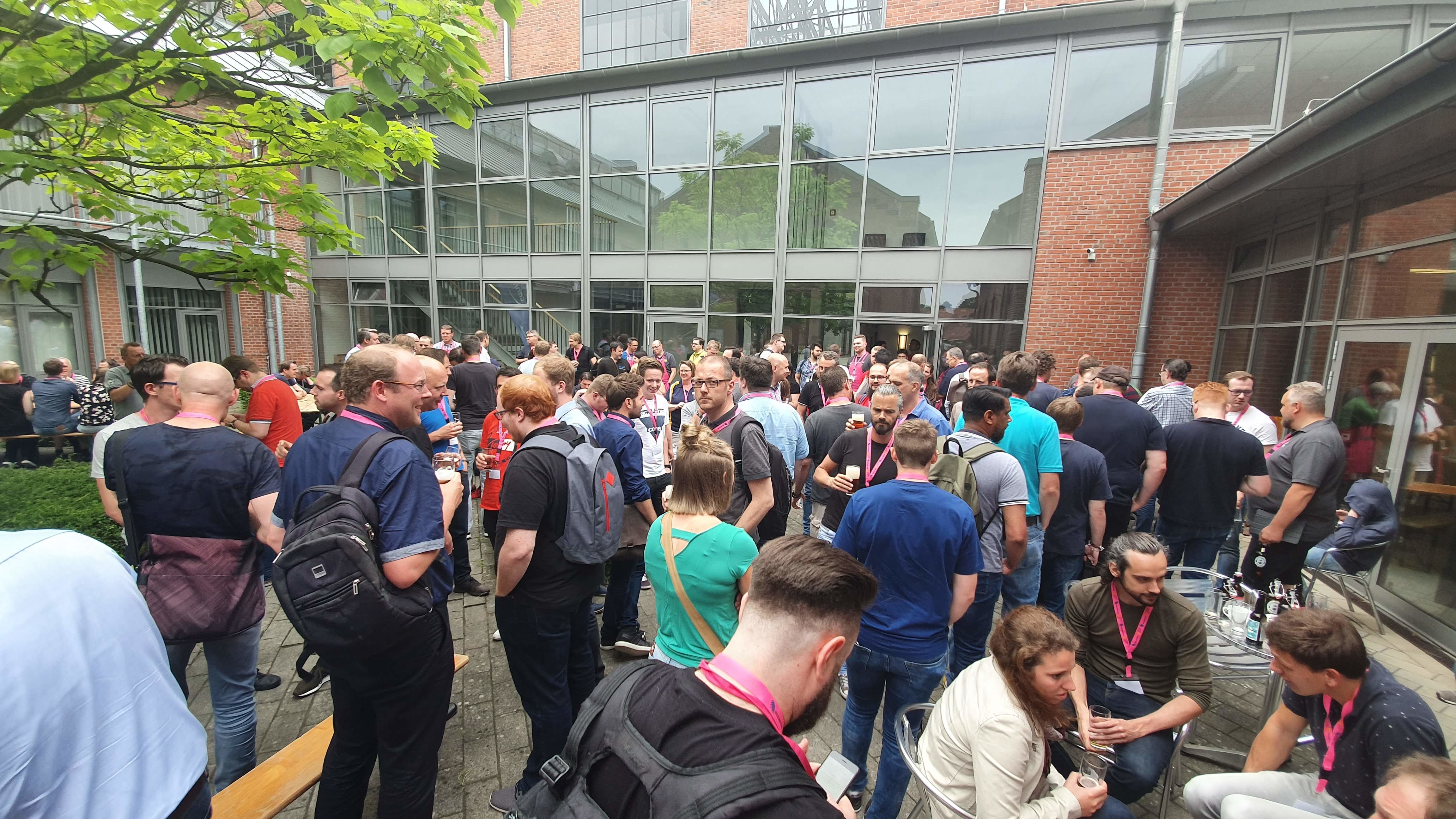 DataGrillen 2019 beer drinking